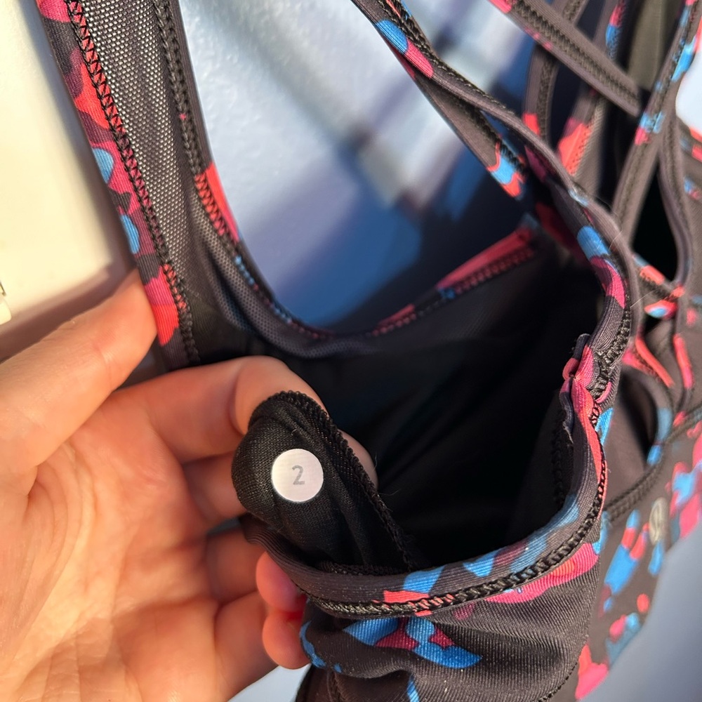 Lululemon Strap It Like It’s Hot sports bra - Picture 7 of 7